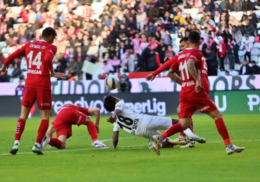 Trendyol Süper Lig: Antalyaspor: 2 - Kasımpaşa: 1 (maç Sonucu)