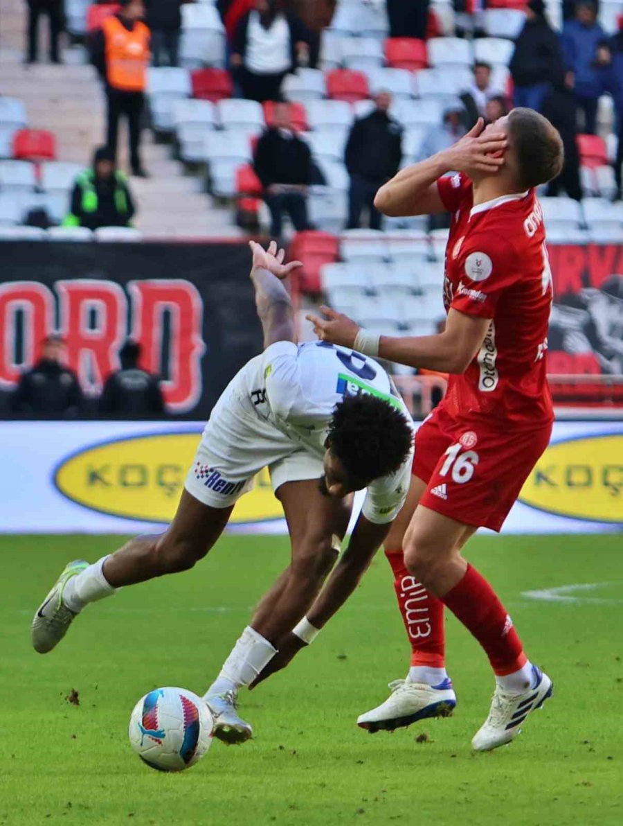 Trendyol Süper Lig: Antalyaspor: 2 - Kasımpaşa: 1 (maç Sonucu)