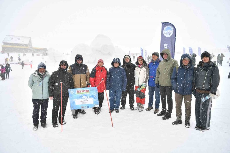 Erciyes’in Karı Sanat Eserine Dönüştü