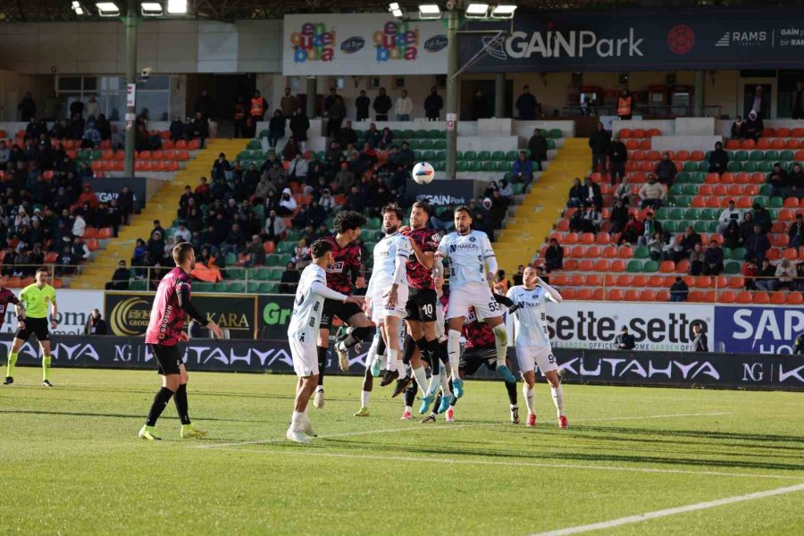 Trendyol Süper Lig: Alanyaspor: 3 - Adana Demirspor: 2 (maç Sonucu)