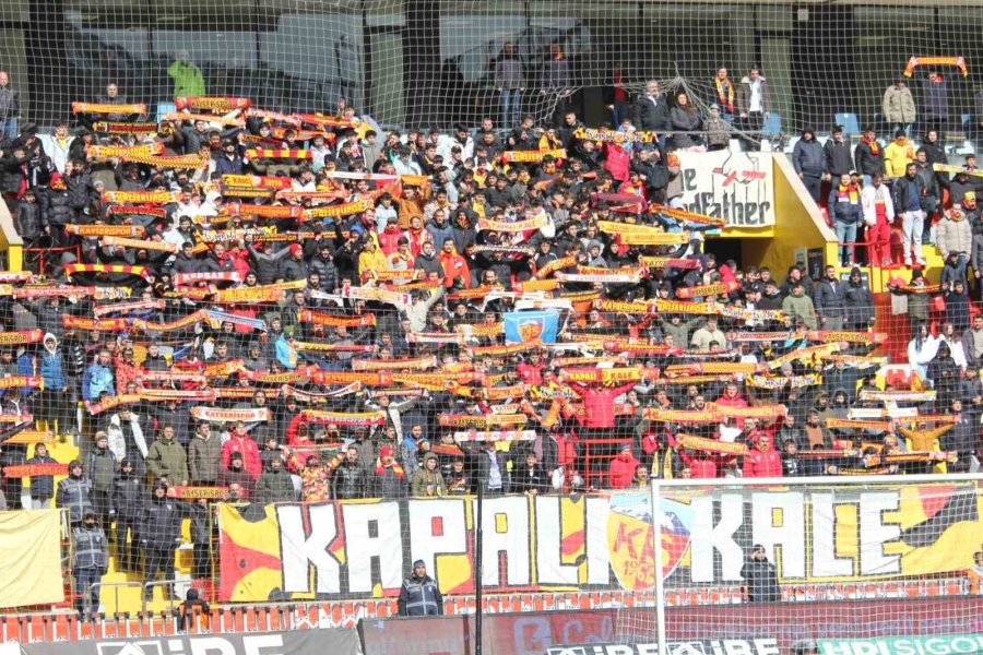 Trendyol Süper Lig: Kayserispor: 1 - Göztepe: 0 (ilk Yarı)