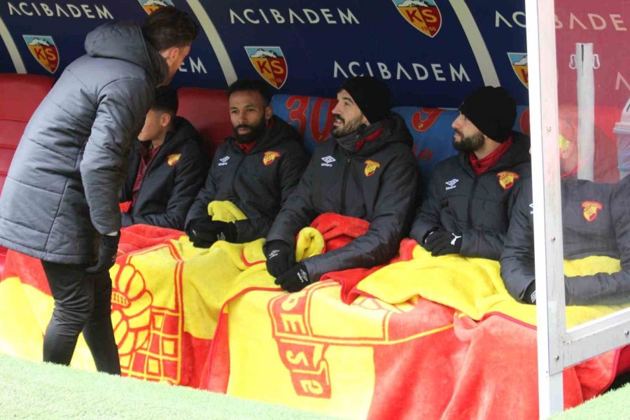 Trendyol Süper Lig: Kayserispor: 1 - Göztepe: 0 (ilk Yarı)