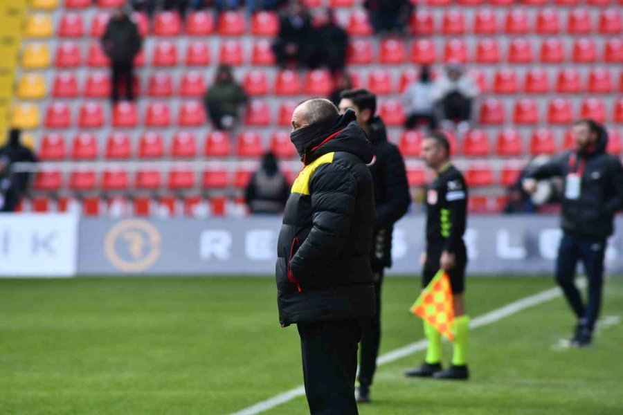 Trendyol Süper Lig: Kayserispor: 1 - Göztepe: 0 (ilk Yarı)