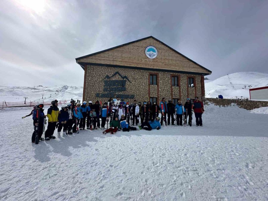 İngiliz Turistlerden Erciyes’e Akın