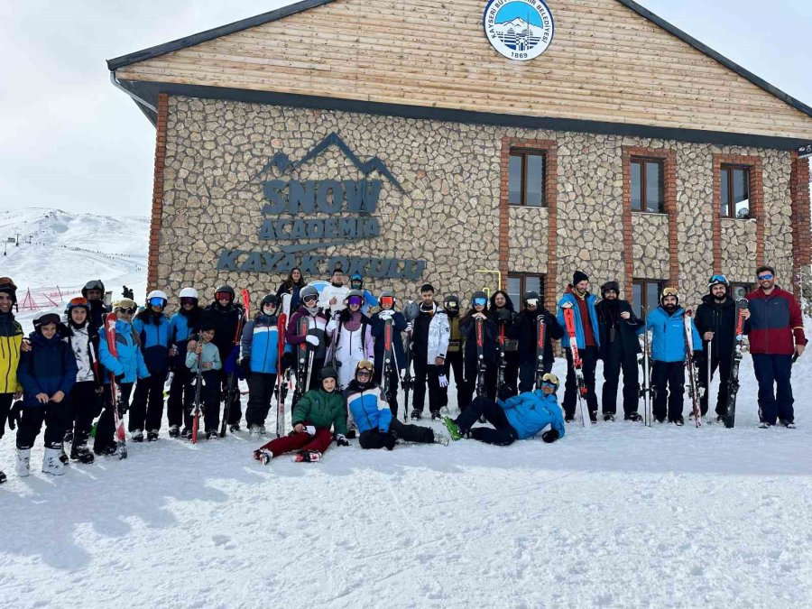 İngiliz Turistlerden Erciyes’e Akın