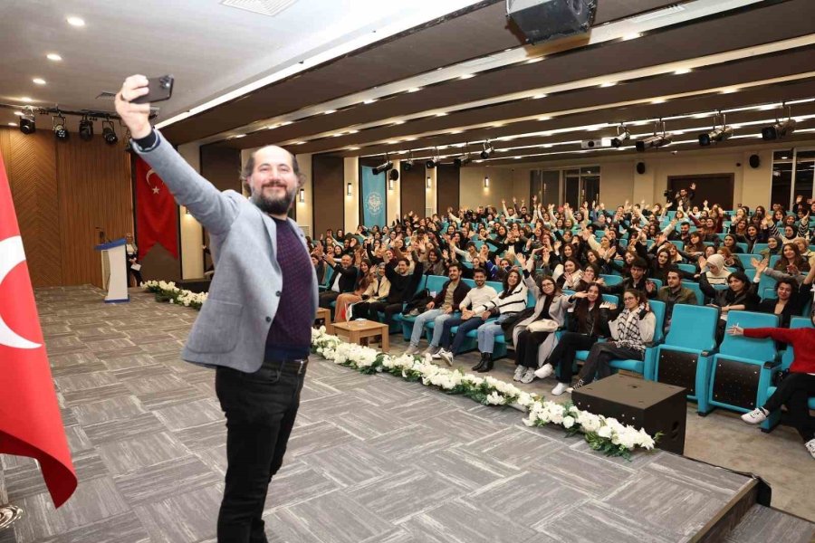 Alkü’de "hayat Senden Ne Bekliyor" Konulu Etkinlik