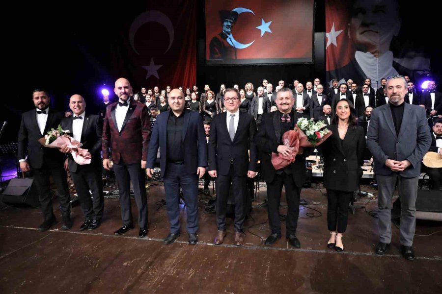 Ege Türküleri Konseri İle Müzik Ziyafeti