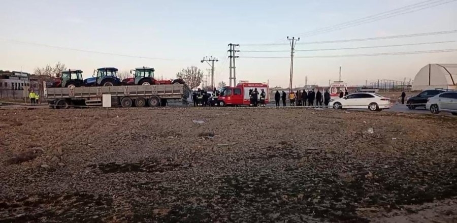 Konya’da Polis Aracı Tırla Çarpıştı: 3 Polis Yaralı