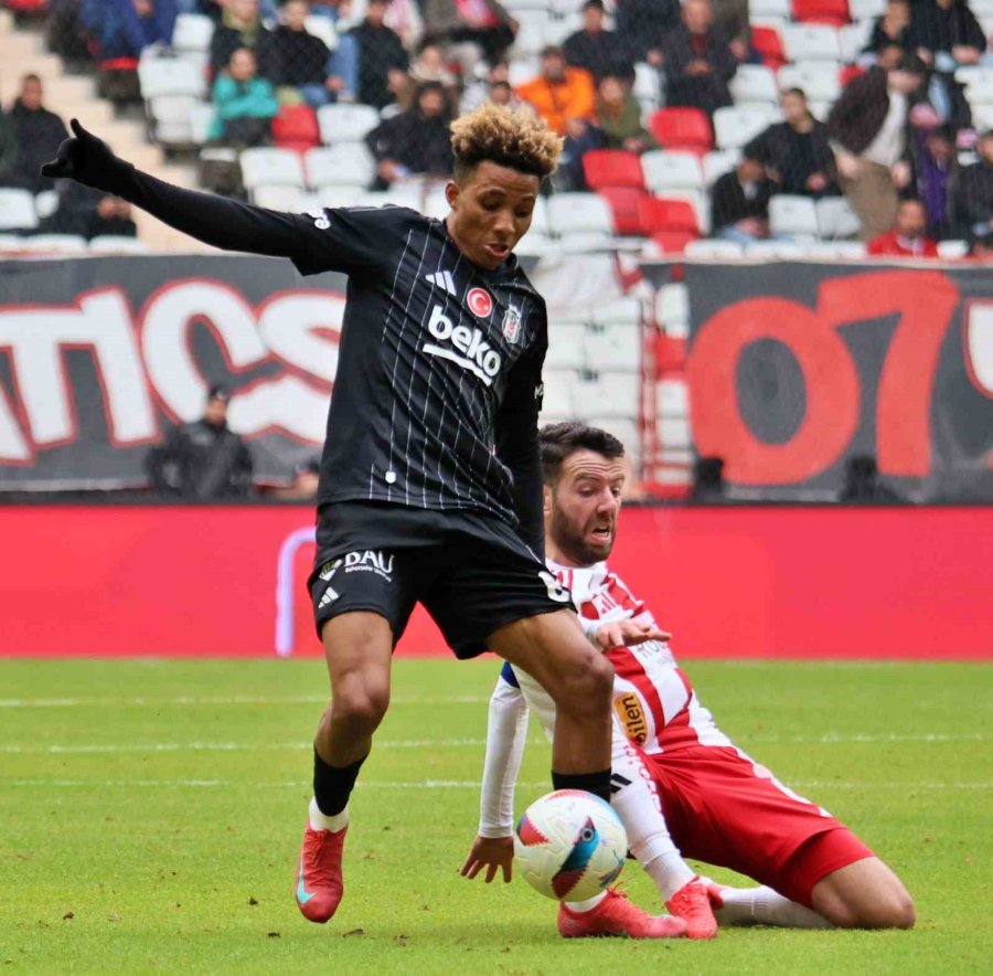 Ziraat Türkiye Kupası: Antalyaspor: 0 - Beşiktaş: 1 (ilk Yarı)