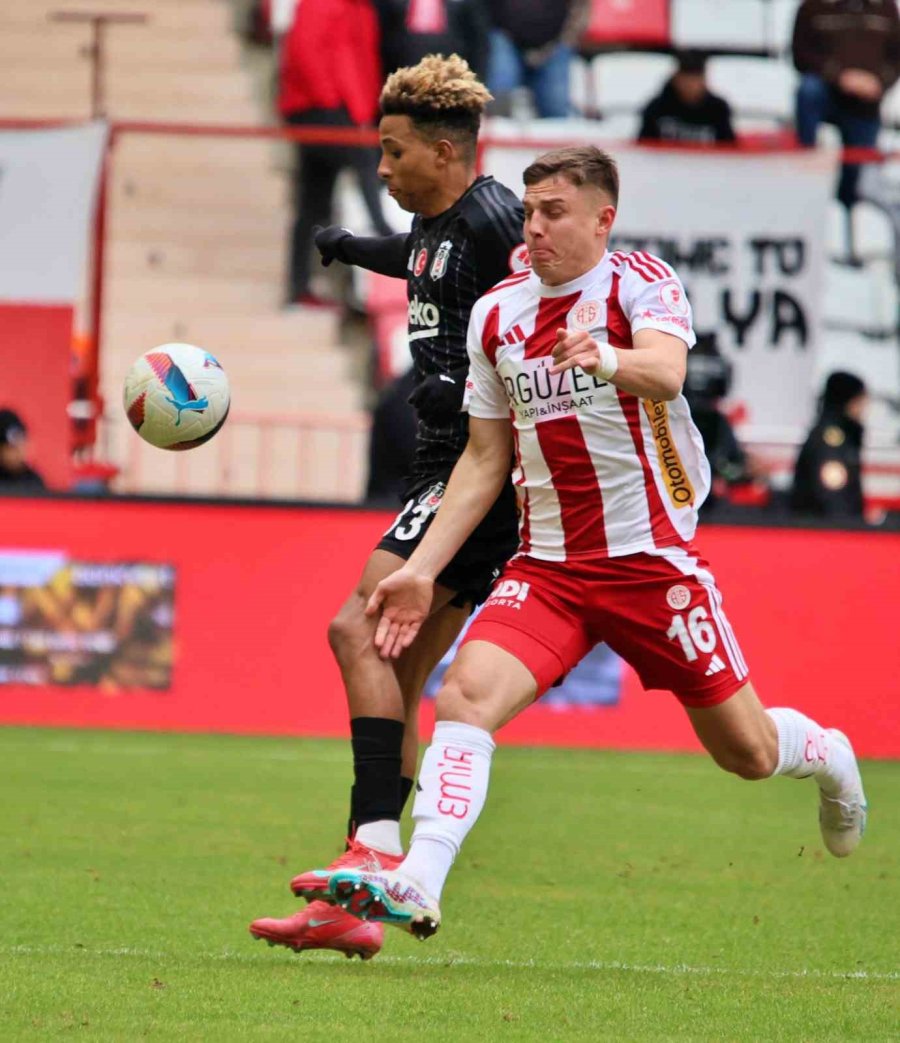 Ziraat Türkiye Kupası: Antalyaspor: 0 - Beşiktaş: 1 (ilk Yarı)