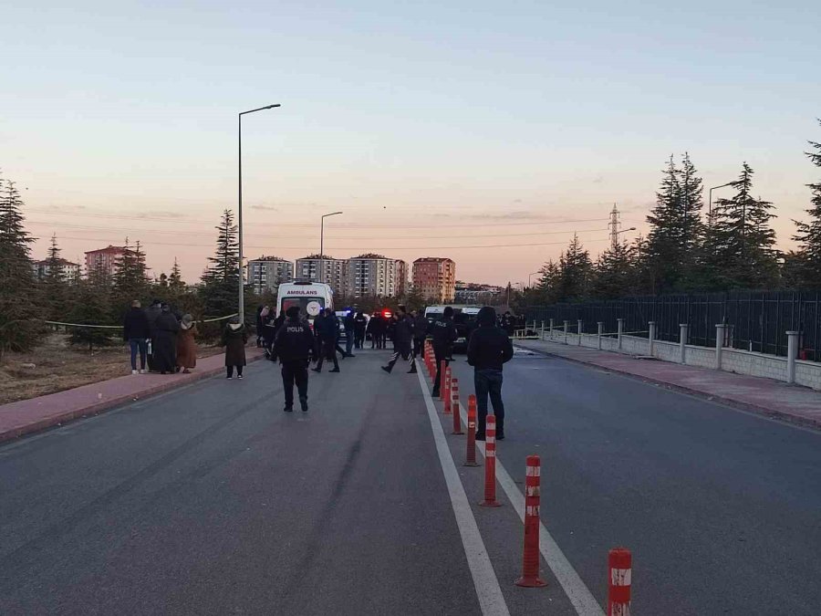 Konya’da Otomobilde Yangın: 3 Aylık Bebek Ve Teyzesi Öldü