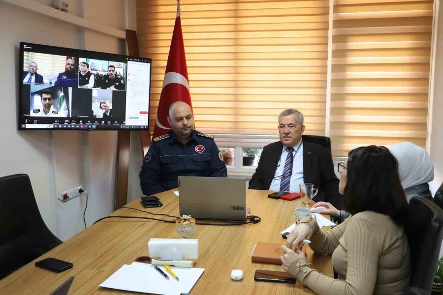 Mersin İtfaiyesi, Amf’de Deneyimlerini Anlattı