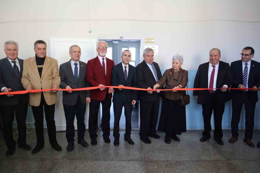 Tilmed’den Eskişehir Ahi Evran Ticaret Lisesi’ne İki Yeni Bilgisayar Laboratuvarı