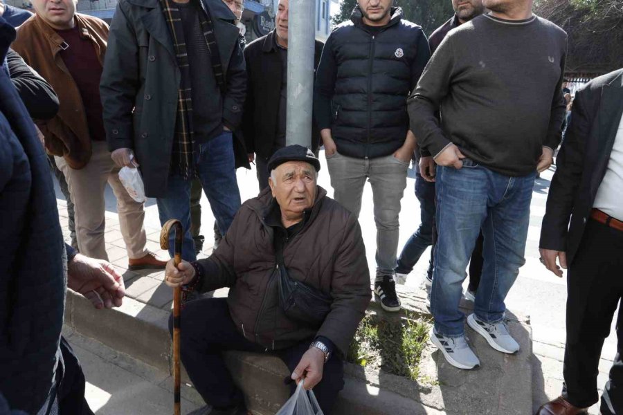 Yaşlı Adam Tırın Altında Kaldı, Yol Arkadaşının "vay Ali’m Vay" Feryadı Yürek Burktu