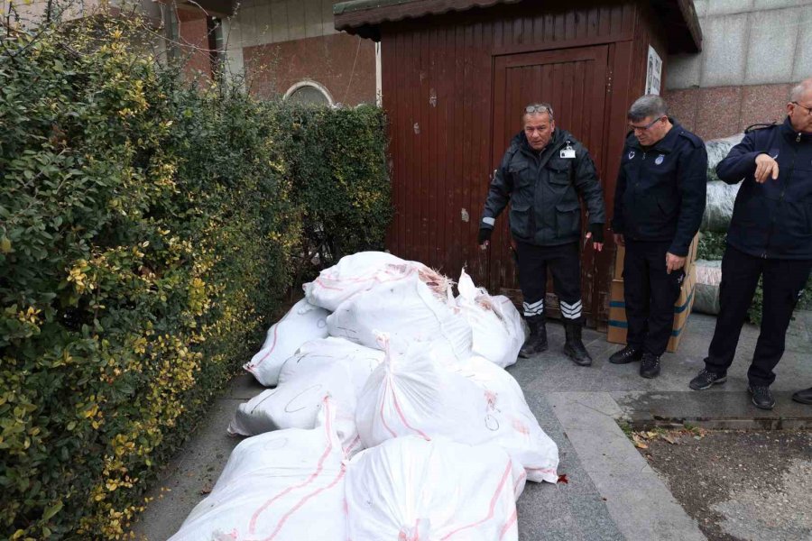 Antalya’da Çuval İçerisinde Şehirlerarası Otobüsle Gönderilen 1,5 Ton Ciğer Ele Geçirildi