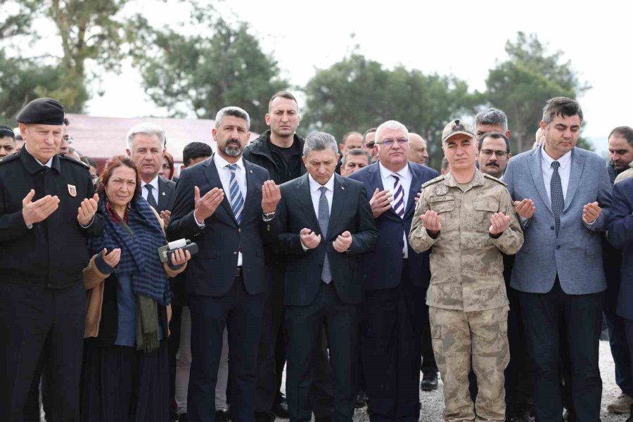 Kumluca’da Yeni Jandarma Binasının Temeli Atıldı