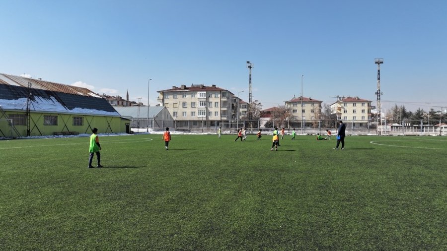 Kocasinan Belediyesi Spor Kulübü, Geleceğin Yıldız Futbolcularını Arıyor