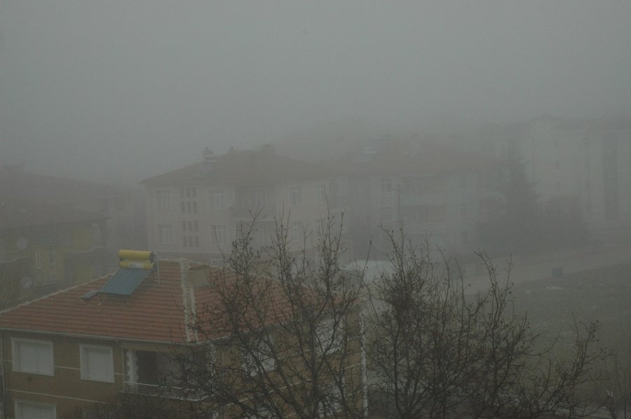 Kulu’da Yoğun Sis Etkili Oluyor