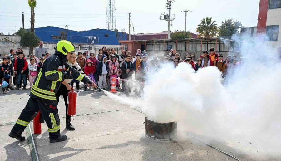 Mersin’de Çocuklara Afet Eğitimi Verildi