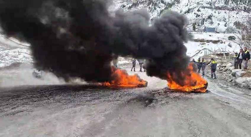 Niğde’de Maden Köyünde İşçi Eylemi