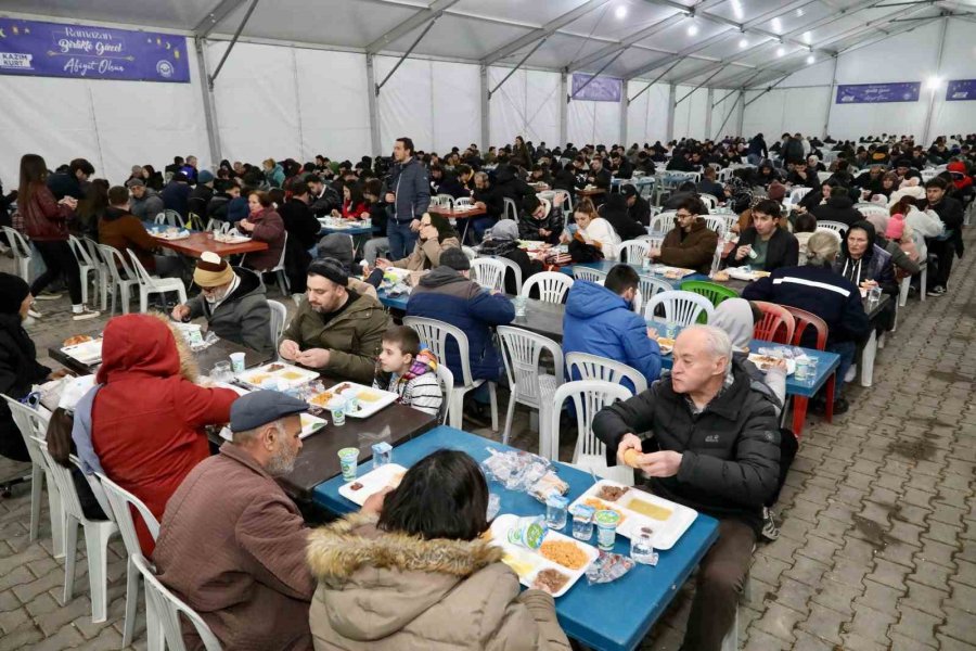 Odunpazarı Belediyesi, Ramazan Ayında Dayanışma Sofraları Kuruyor