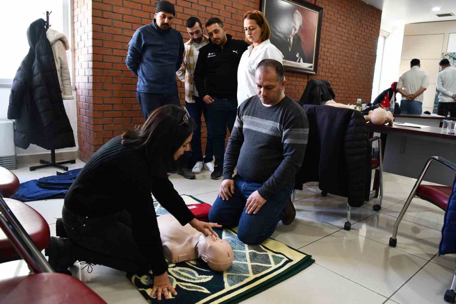 Tepebaşı Personeline İlk Yardım Eğitimi