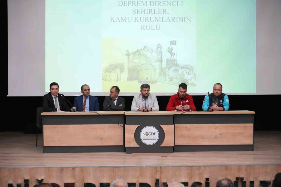 Depreme Dirençli Şehirlerin Nasıl Olabileceği Bu Panelde Konuşuldu