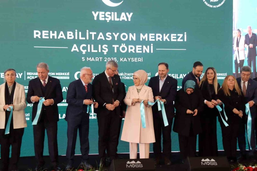 Emine Erdoğan: "neslimizi Bağımlılıklara Karşı Korumak, Ülke Bekasını Korumaktır"