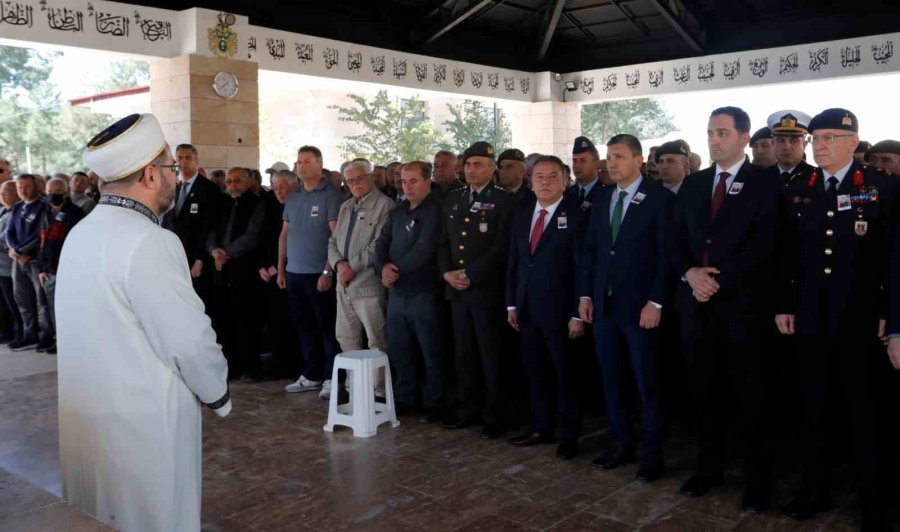 Terör Örgütü İle Çıkan Çatışmada Yaralanmıştı, 14 Yıllık Yaşam Mücadelesini Kaybetti