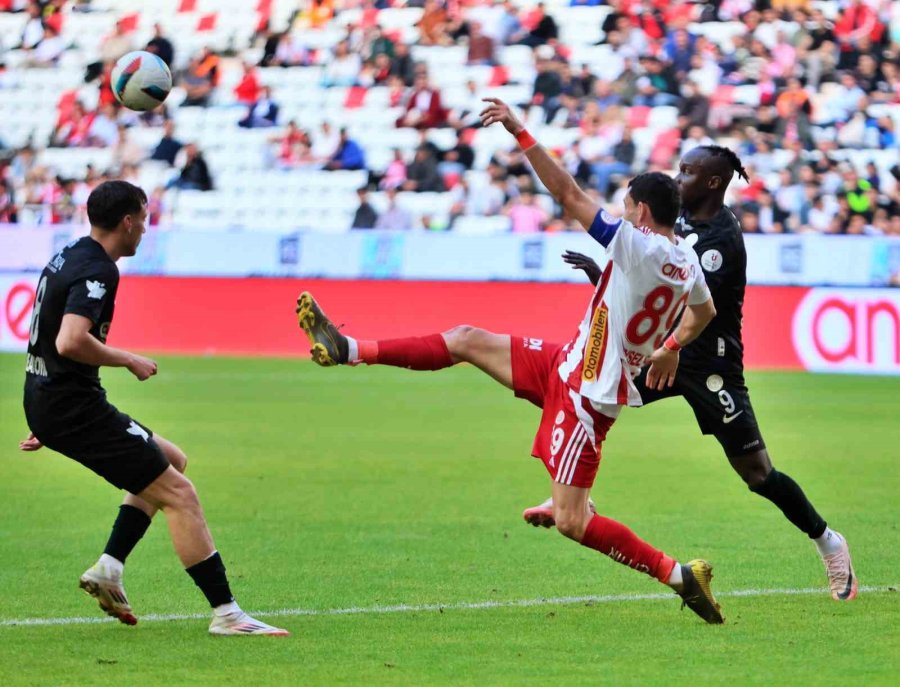 Trendyol Süper Lig: Antalyaspor: 2 - Çaykur Rizespor: 1 (maç Sonucu)