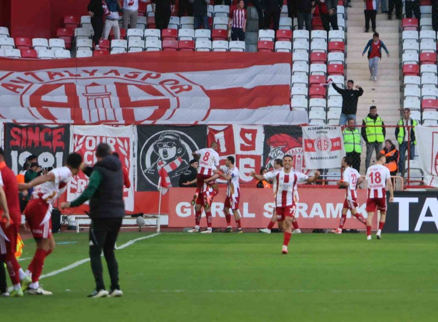 Trendyol Süper Lig: Antalyaspor: 2 - Çaykur Rizespor: 1 (maç Sonucu)