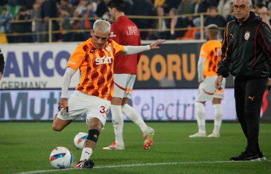 Trendyol Süper Lig: Alanyaspor: 1 - Galatasaray: 0 (maç Devam Ediyor)