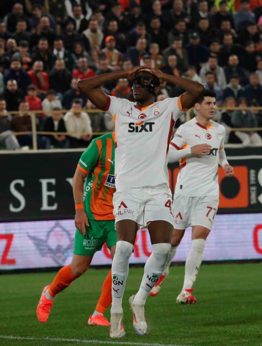 Trendyol Süper Lig: Corendon Alanyaspor: 1 - Galatasaray: 2 (maç Sonucu)