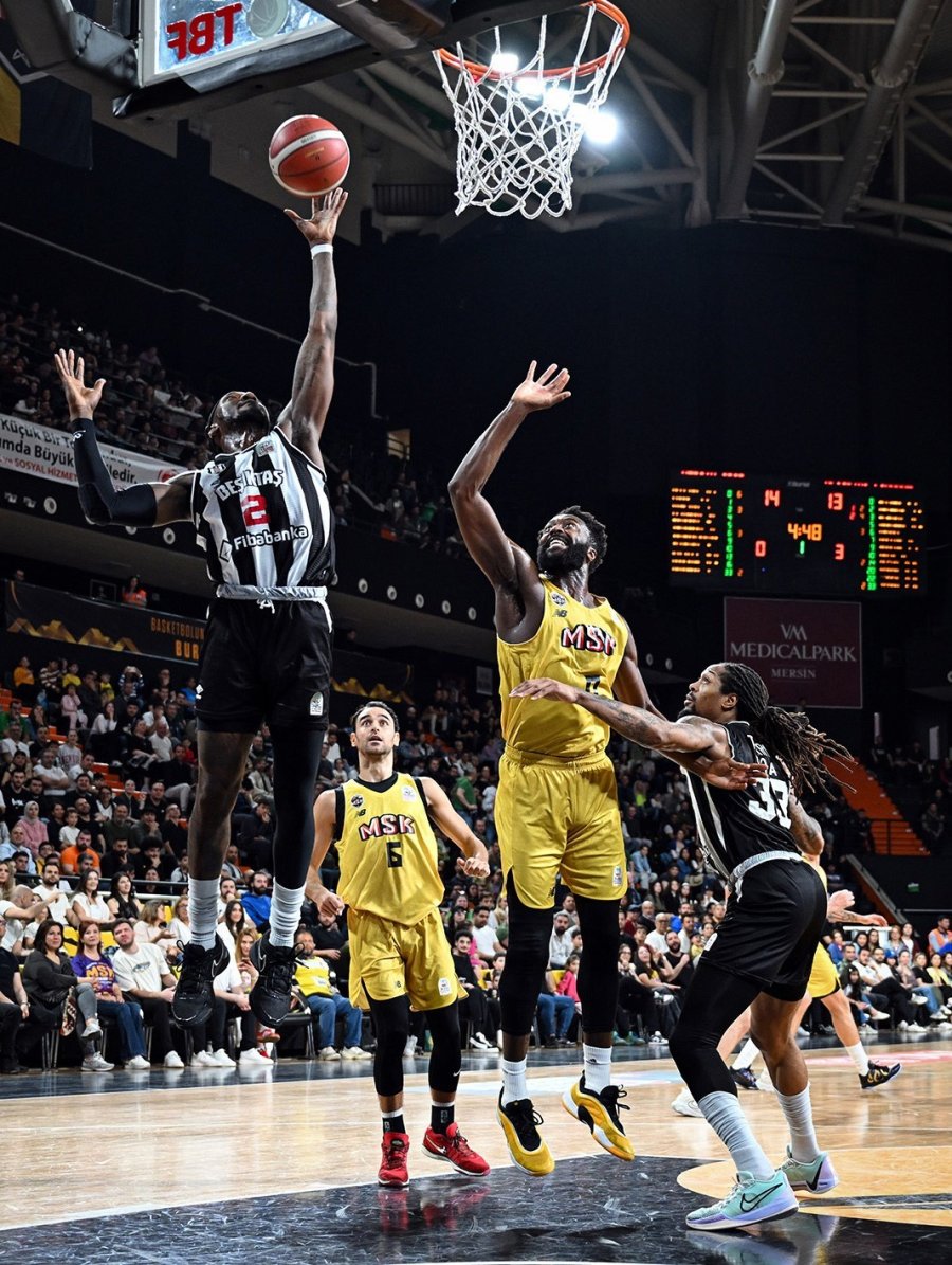 Türkiye Basketbol Süper Ligi: Mersin Spor Kulübü: 93 - Beşiktaş: 99