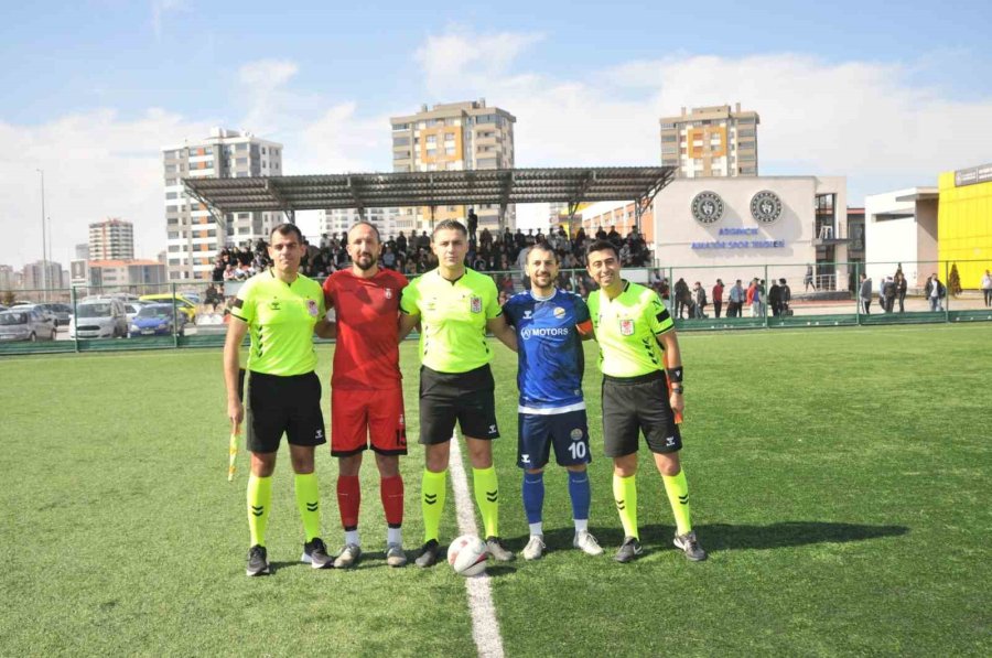 Kayseri Süper Amatör: Özvatanspor: 1 - Esen Metalspor: 4