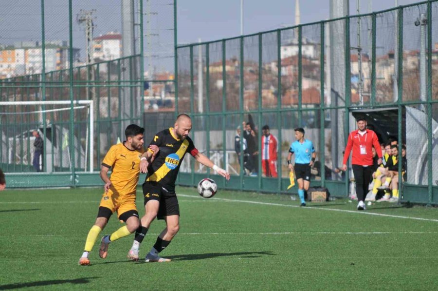 Kayseri Süper Amatör: Kocasinan Şimşekspor: 4 - Hacılar Erciyesspor: 0