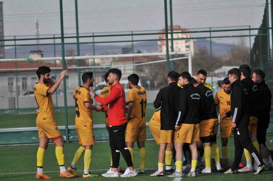 Kayseri Süper Amatör: Kocasinan Şimşekspor: 4 - Hacılar Erciyesspor: 0