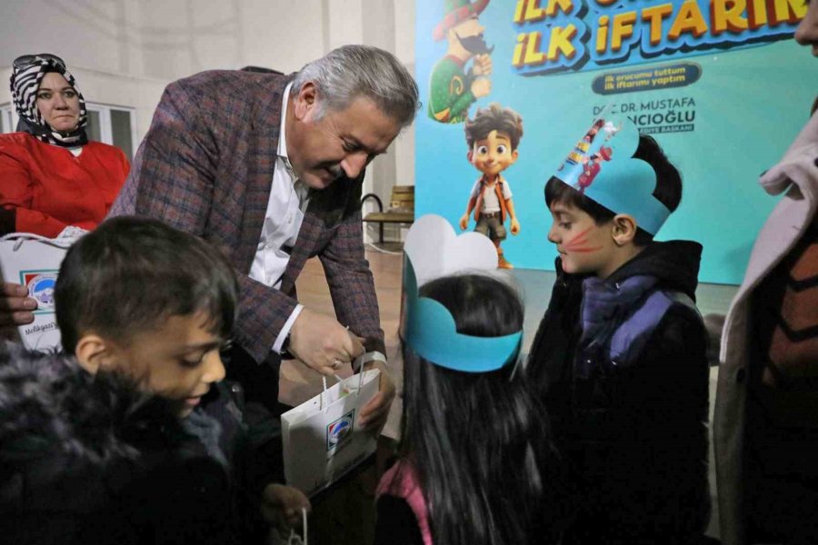 Melikgazi’de Çocuklar İlk Oruç, İlk İftar Heyecanı Yaşadı