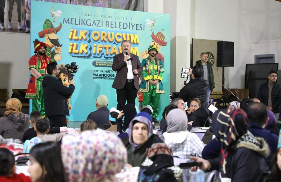 Melikgazi’de Çocuklar İlk Oruç, İlk İftar Heyecanı Yaşadı