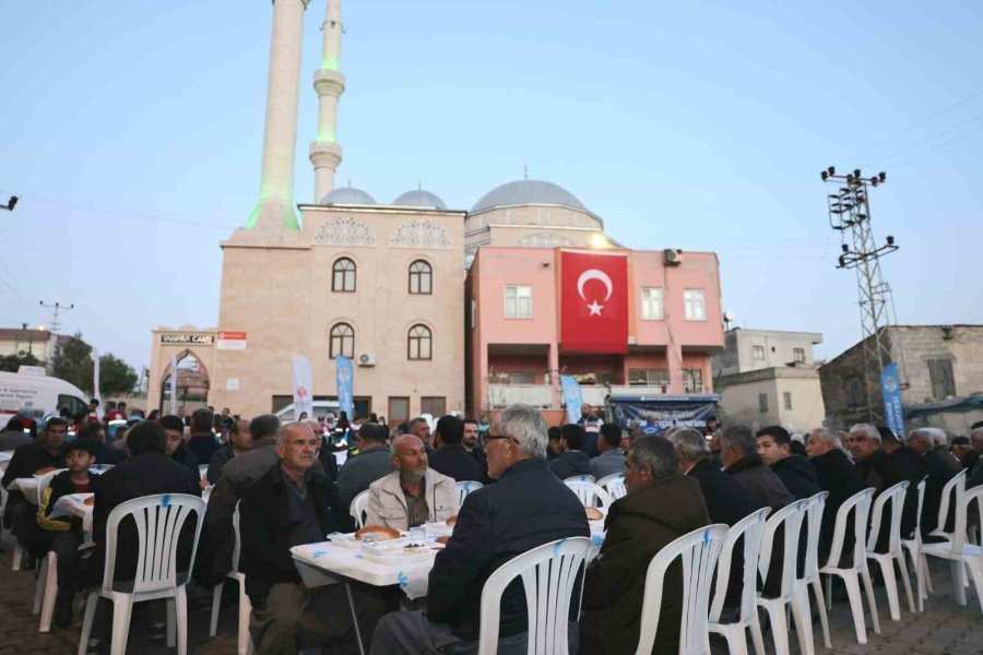 Akdeniz’de Ramazan Ayının Manevi Huzuru Paylaşılıyor