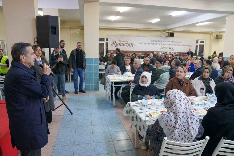 İftar Sofrası Gündüzler’de Kuruldu