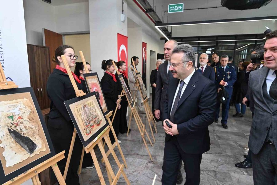 ’istiklal Marşı’nın Kabulü Ve Mehmet Akif Ersoy’u Anma Günü’ Programı Düzenlendi