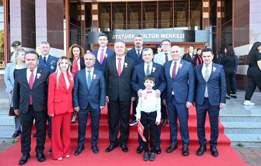 İstiklal Marşı’nın Kabulünün 104. Yıl Dönümü, Antalya’da Kutlandı