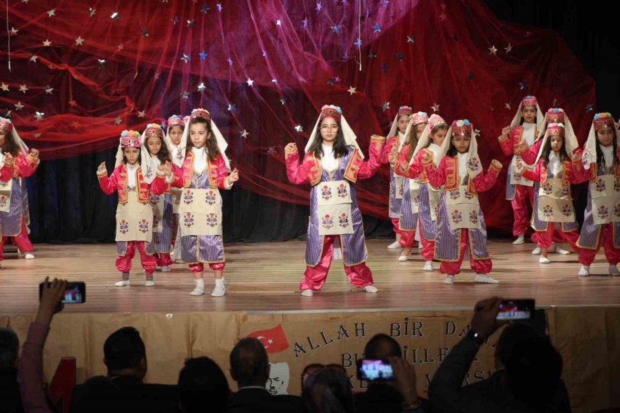 Niğde’de İstiklal Marşı’nın Kabulü Ve Mehmet Akif Ersoy’u Anma Programı Düzenlendi