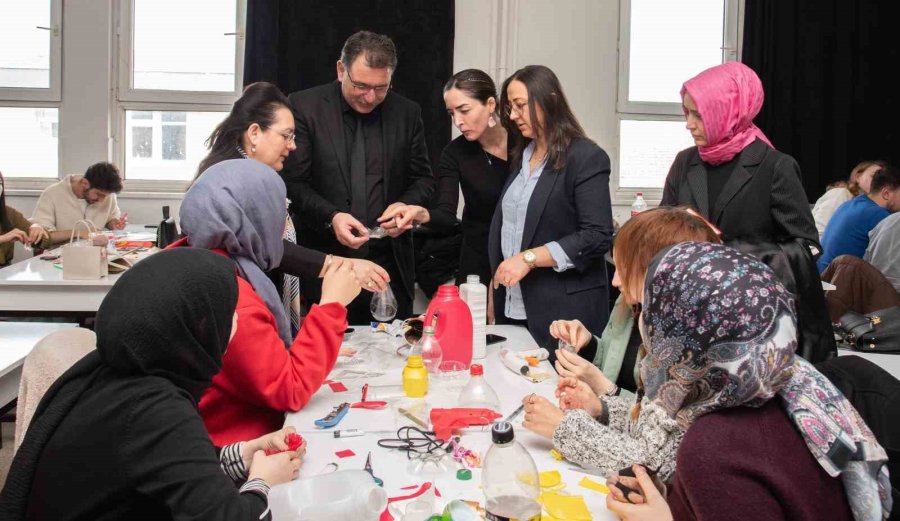 Selçuk Üniversitesinde "sıfır Atık" Sergisi Açıldı