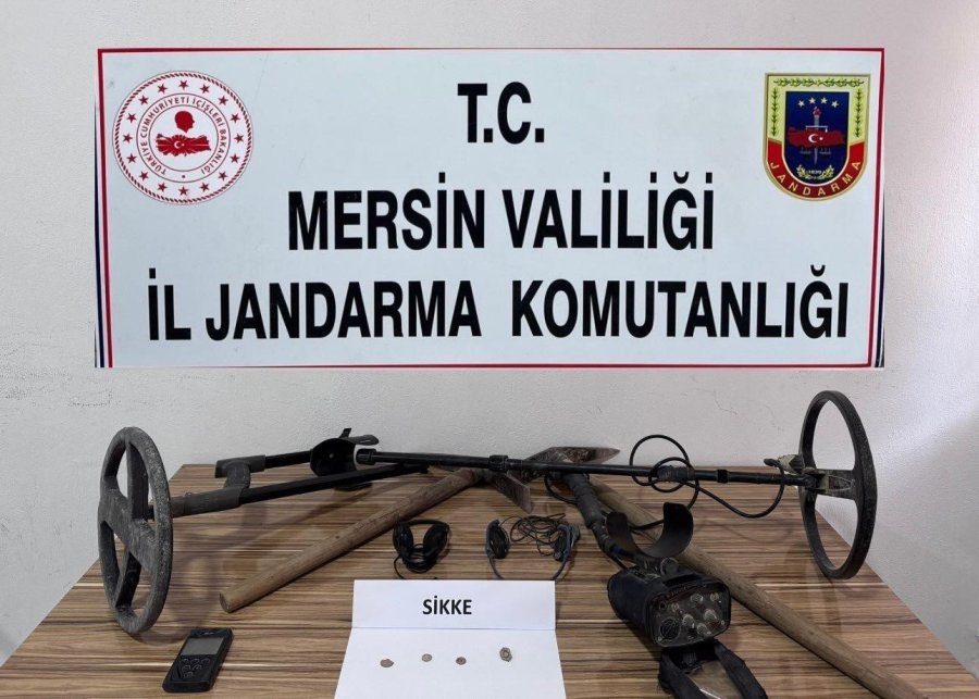 Mersin’de Kaçak Kazı Yapan 4 Şüpheli Yakalandı