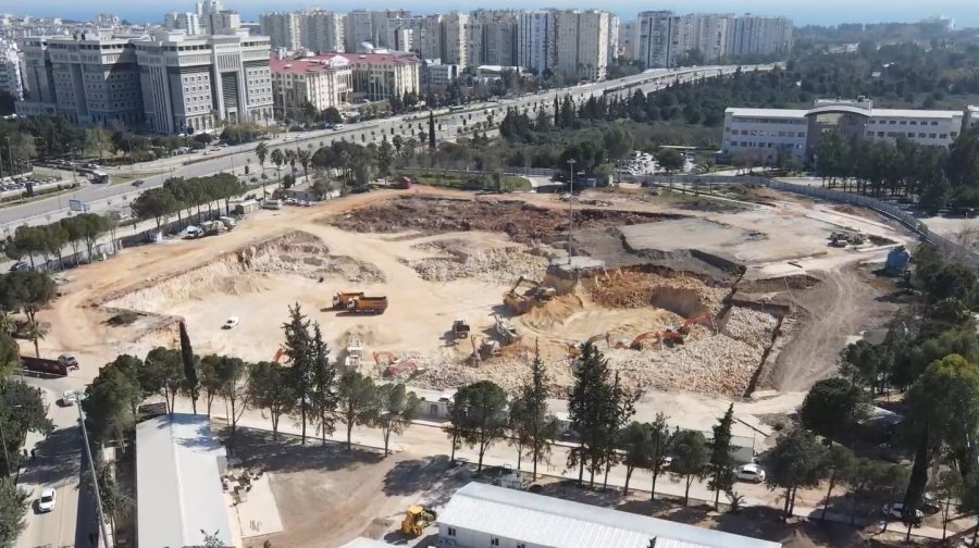 Antalya’da Yoğun Bakıma Nefes Aldıracak Proje: 900 Yataklı Hastane Yükseliyor