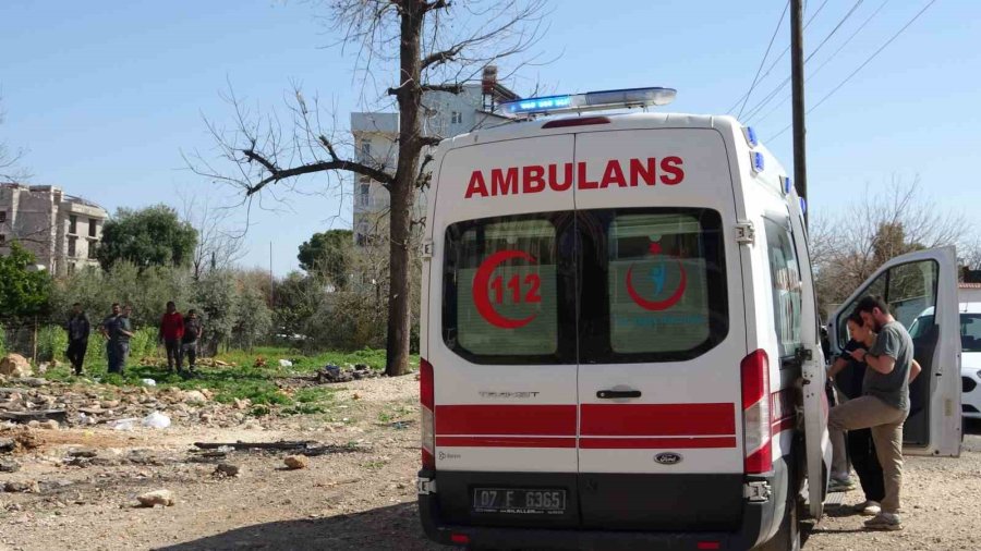 Cezaevinden İzinli Çıkan Genç Kadın Boş Arazide Ölü Bulundu