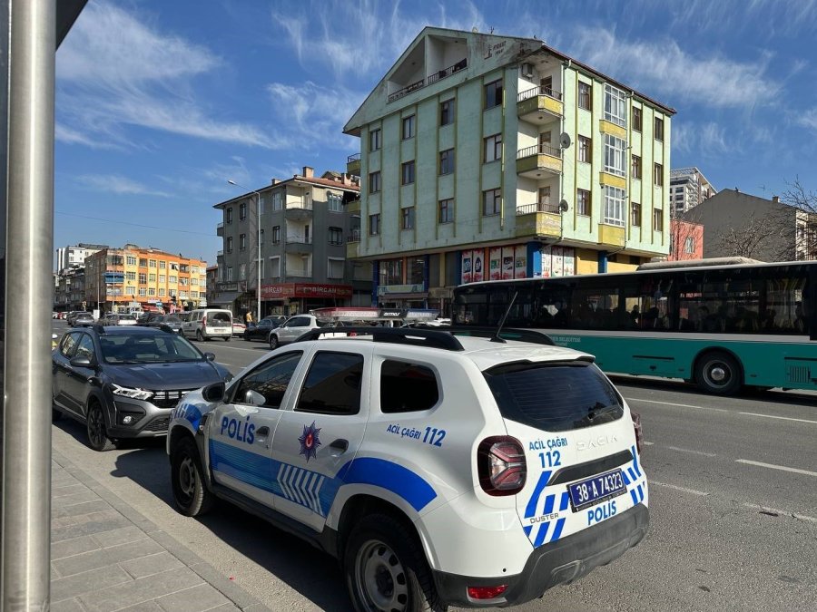 Bunalımdaki Şahıs Yaşamına Son Verdi