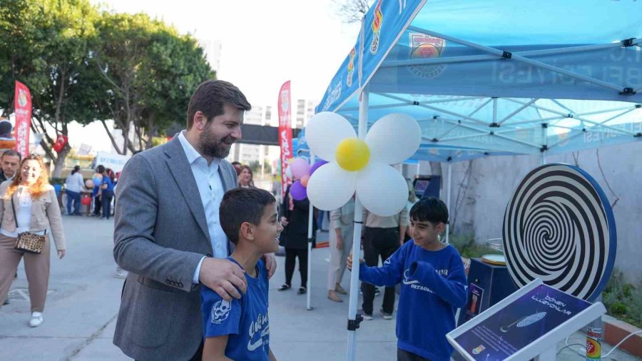 Tarsus’ta Bilim Ve Teknoloji Şenliği Coşkusu